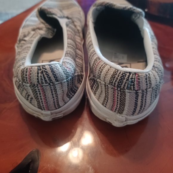 Patterned Vans - Picture 5 of 7